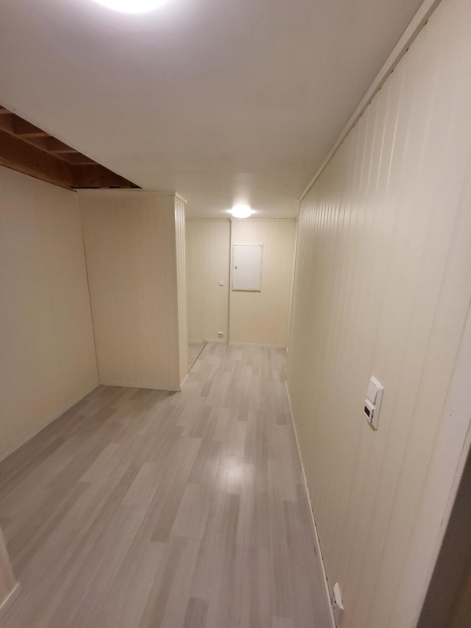Classic 4 Bedrooms, 9 Guest Apartment In Kjeller Lillestrom - Good Proximity To Oslomet And Lillestrom Train Station Exterior photo